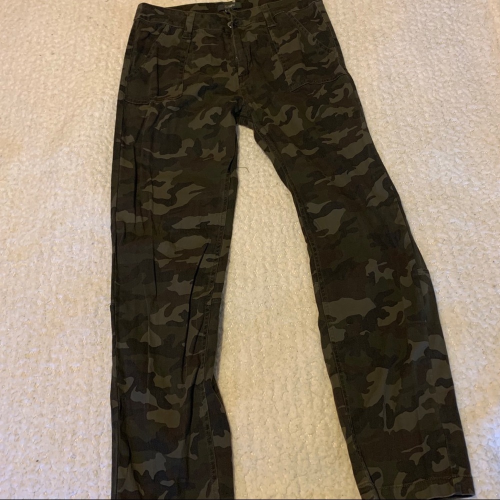 Camo pants